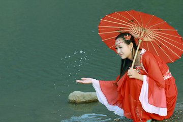 梦中的艳情回忆未压缩版