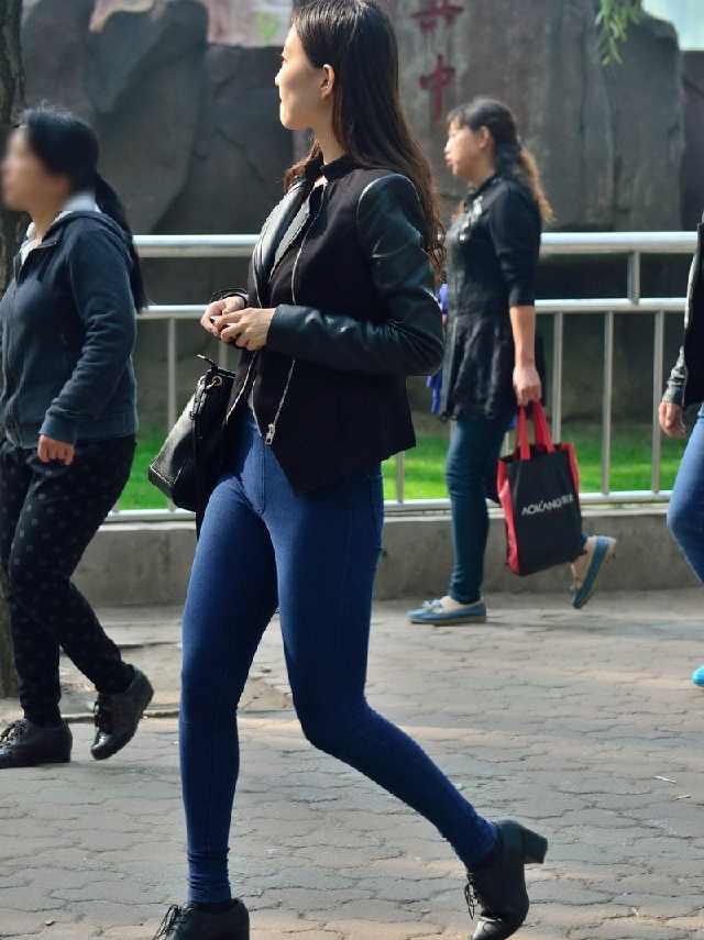 床上的蜜语场景无修正